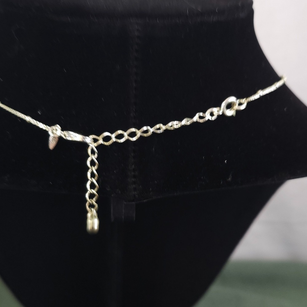 VTG Avon Necklace Silver Tone Graduated Balls Vertical Drop Dainty Saturn Link - Picture 4 of 5
